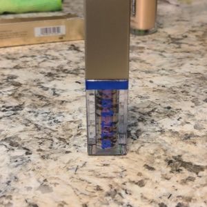 Still Liquid Eyeshadow